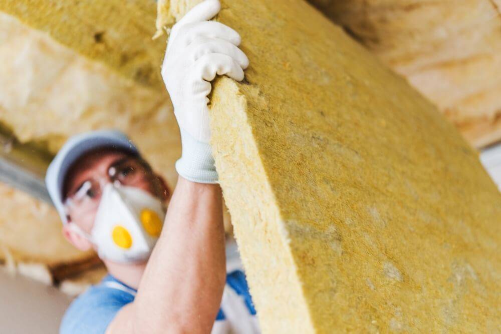 Insulate-and-Weatherstrip-wooden-shed