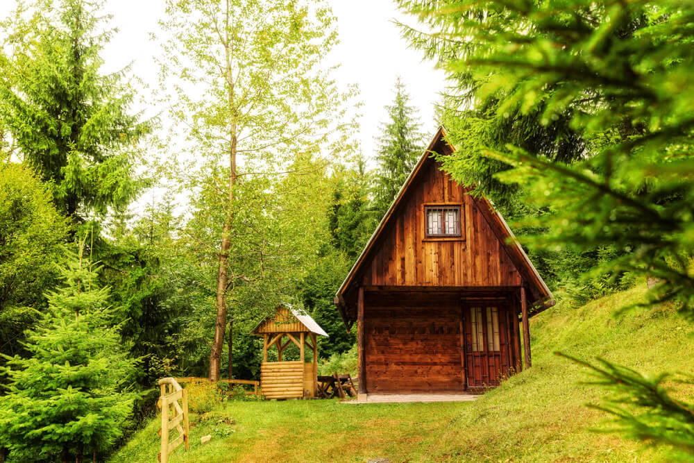 log-cabin-for-work-and-rest