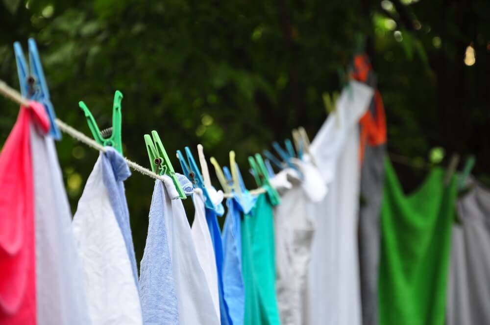 clothes-dry-outside-prefab-log-home