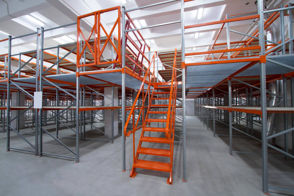 mezzanine-wooden-garage