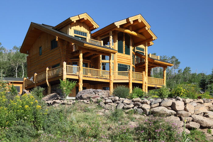 Advantages of prefabricated log cabins