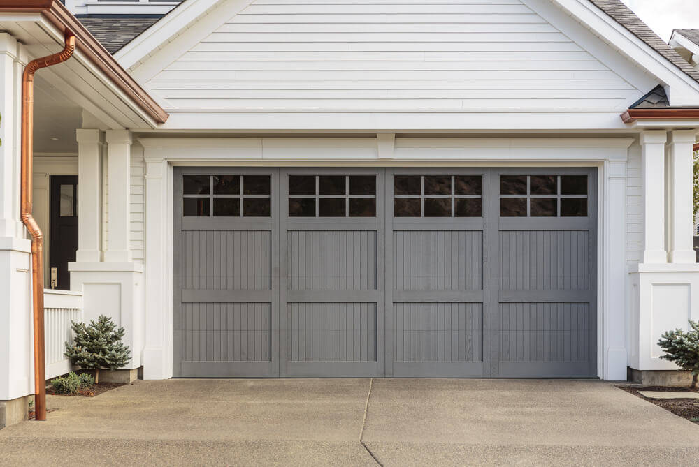 wooden-garage-closed-door