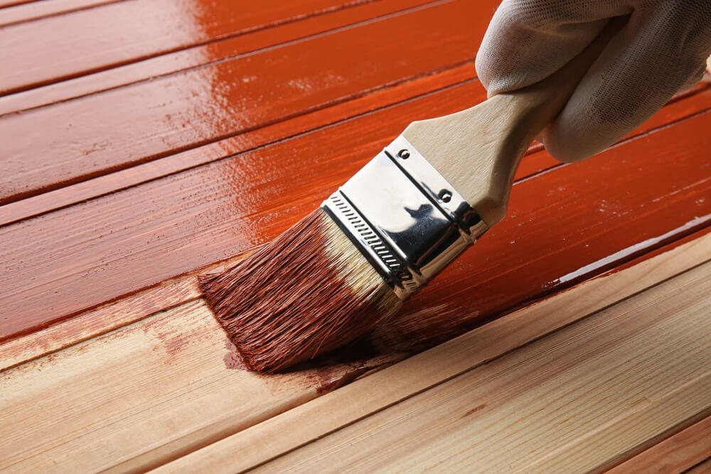 wooden-garage-painting