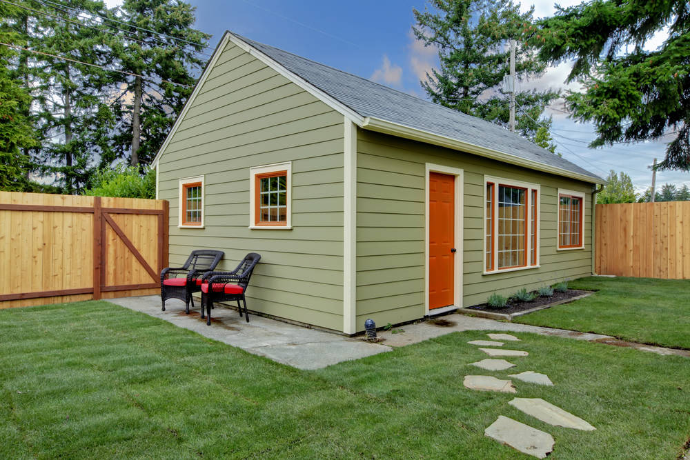 wooden-shed-guest-house