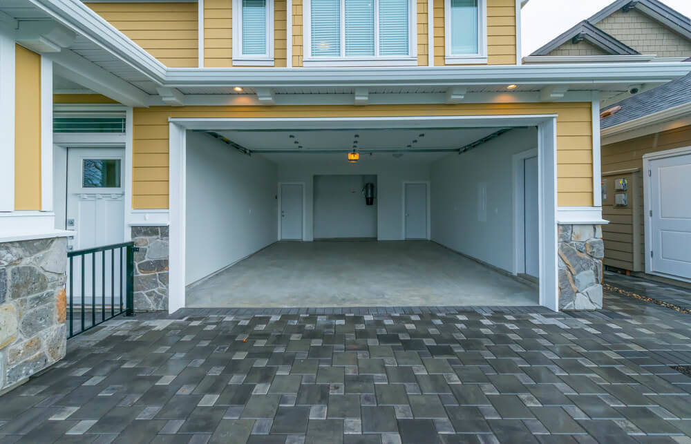 10 Things to Avoid When Installing Wooden Garage Flooring