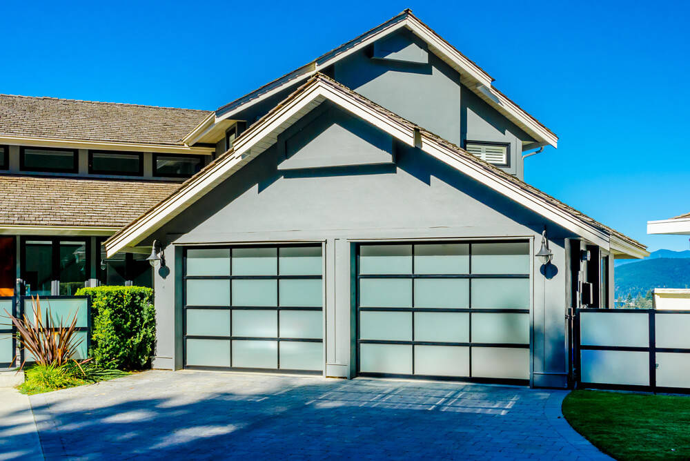 Wooden Garage: 4 Hacks to Keep it Clean and Neat