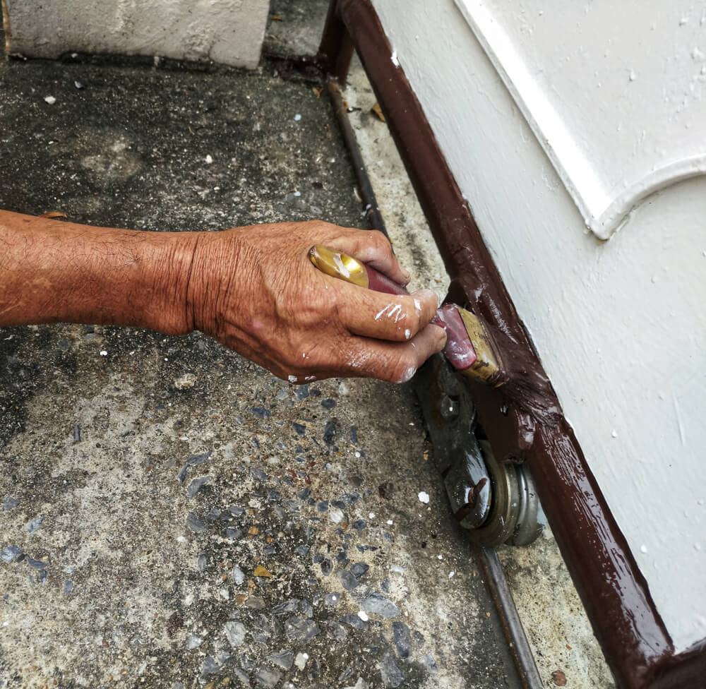 wooden-garage-maintenance